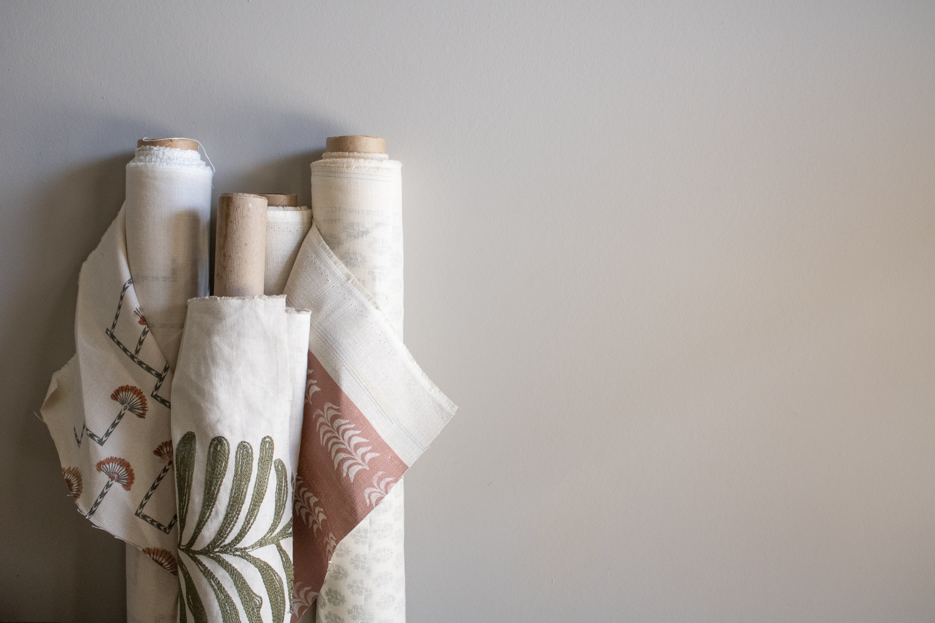 How to Select Dyelots and Match Fabrics and Pillows; Custom Designer Pillow Covers Made in Mississippi