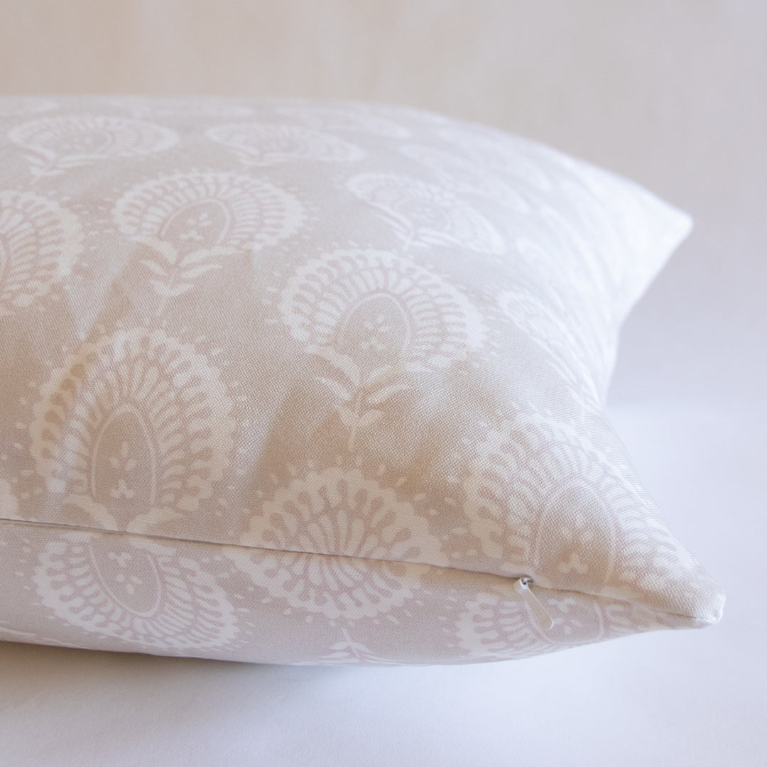 READY TO SHIP, set of 2 \\ Paprika Home Mara Pillow Cover, 24x24