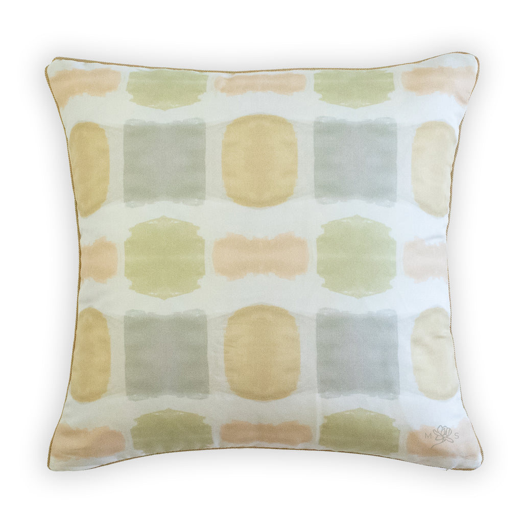 ms design maven dressing room bolster