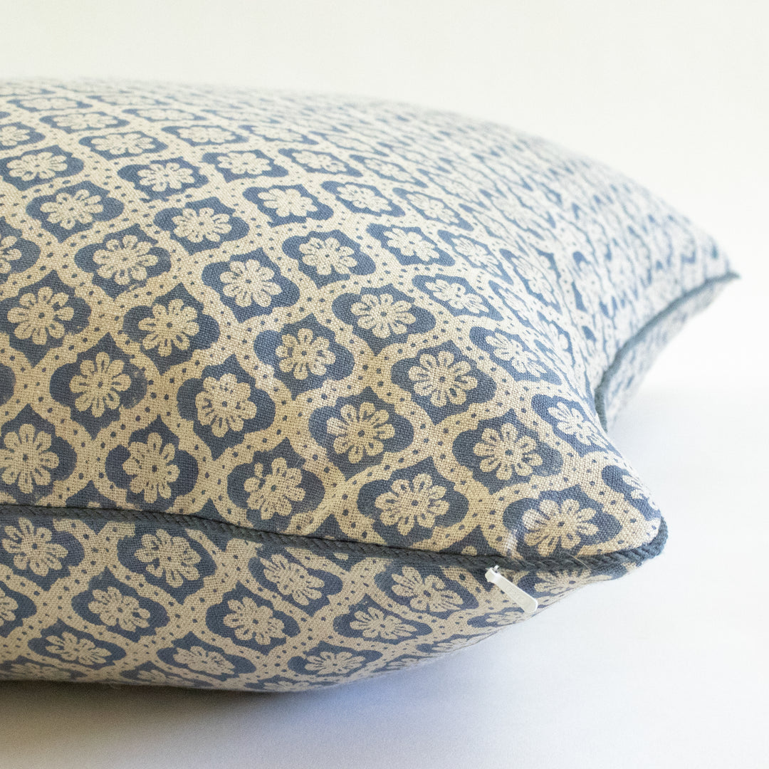 kravet lee jofa indus flower indigo pillow